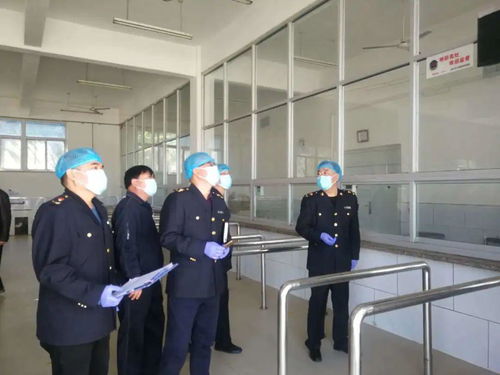 复学首日 市场监管系统织密校园食品安全与劳动防护用品销售保障网